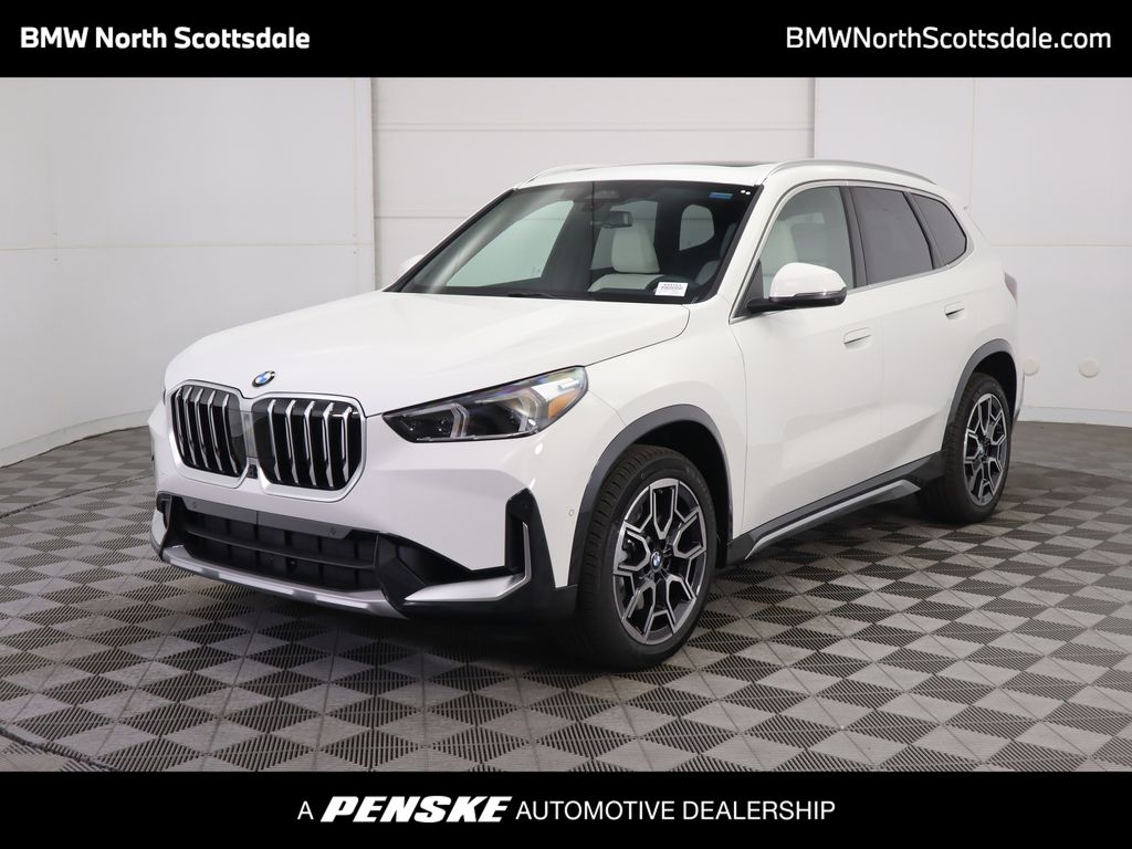 2026 BMW X1 28i's photo