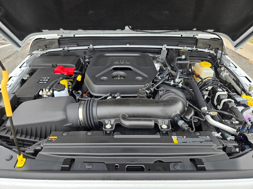 2025 Jeep Wrangler Sport S photo 29