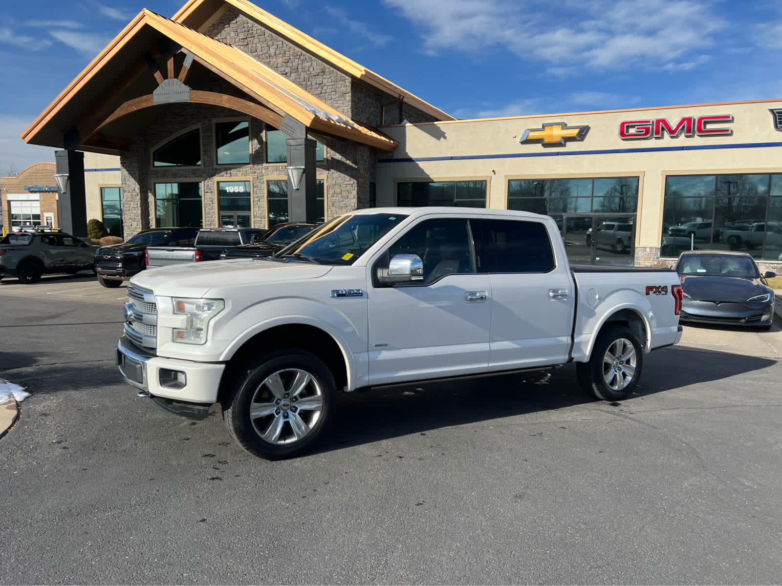 2016 Ford F-150 Platinum's photo