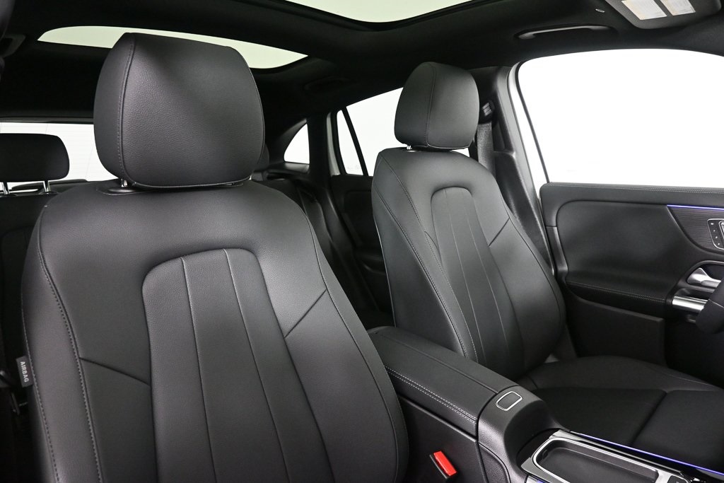 2026 Mercedes Benz GLA 250 photo 17