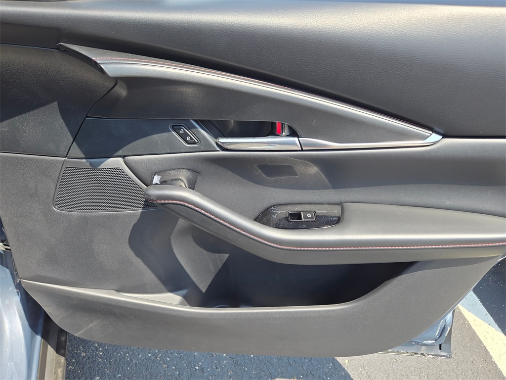 2023 Mazda CX-30 2.5 S Carbon photo 3