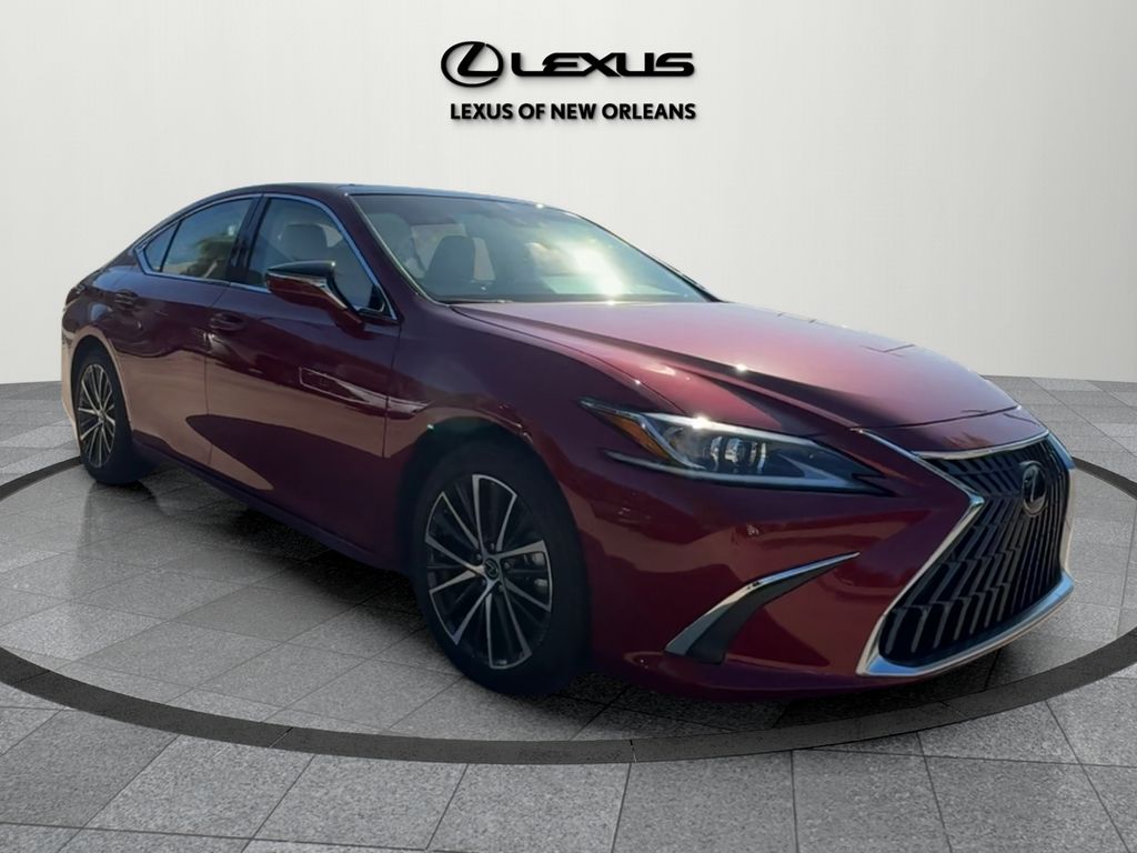 2025 Lexus ES 350's photo