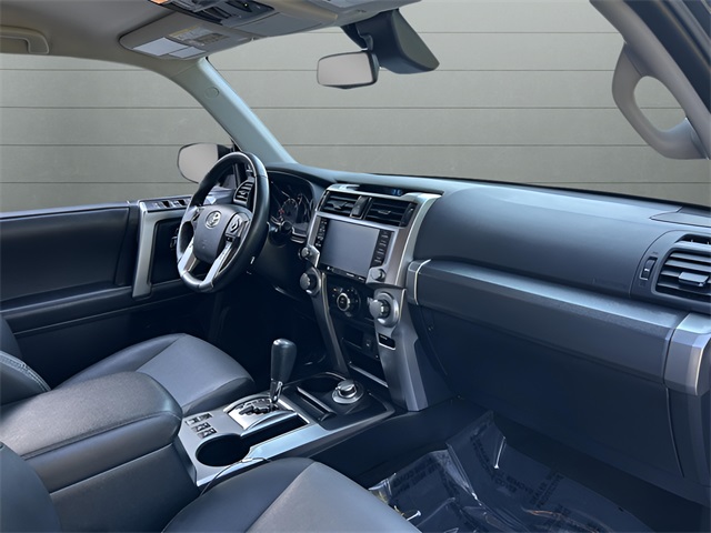 2024 Toyota 4Runner SR5 Premium photo 25