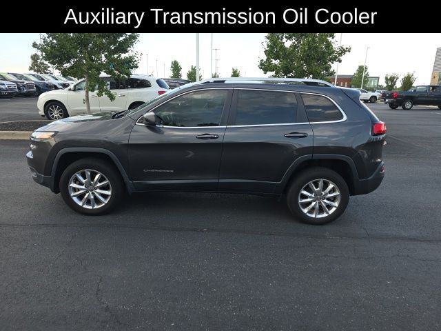 2016 Jeep Cherokee Limited photo 8