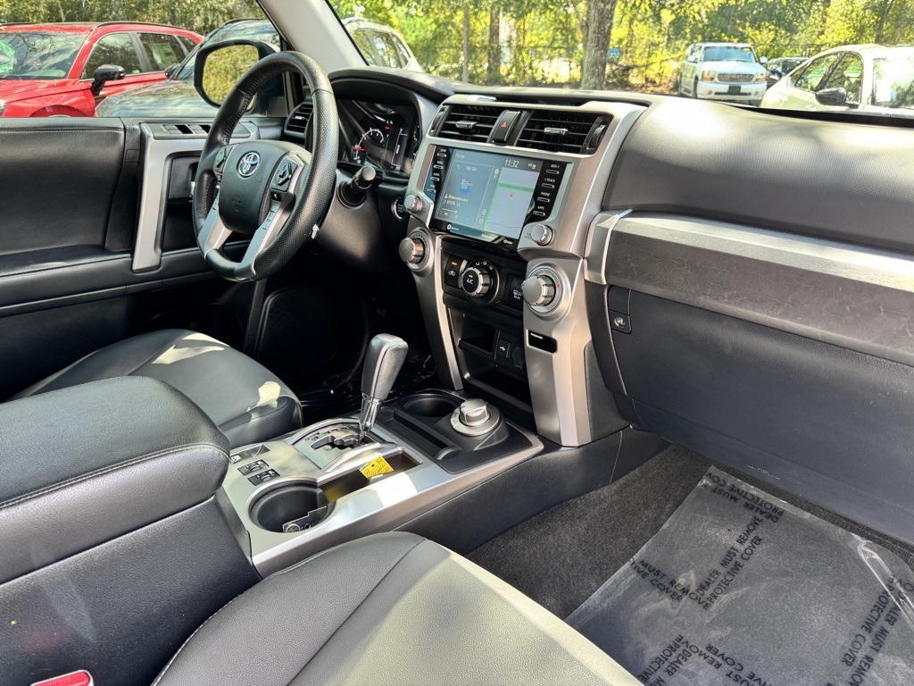 2021 Toyota 4Runner SR5 Premium photo 8