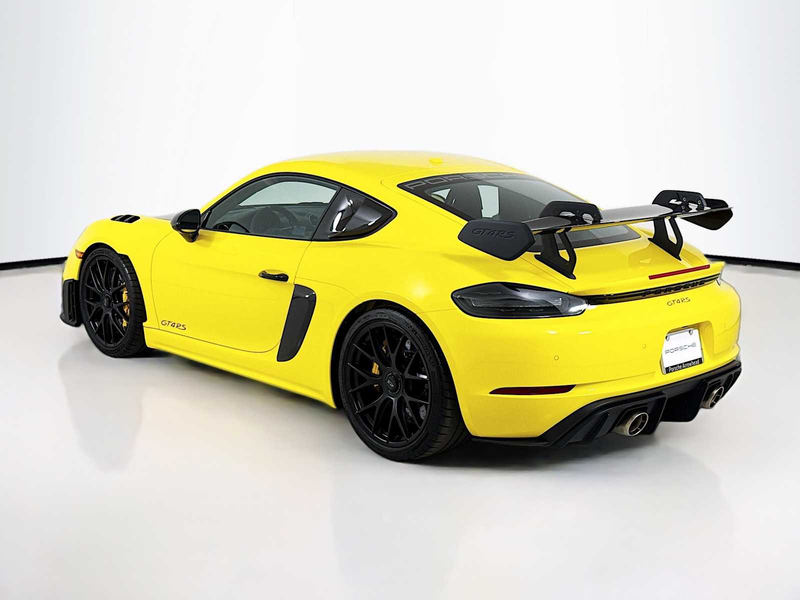 2024 Porsche Cayman GT4 RS photo 3