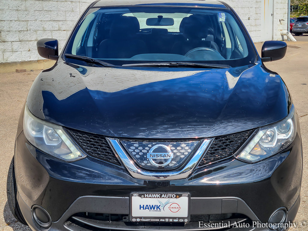 2018 Nissan Rogue Sport S photo 4