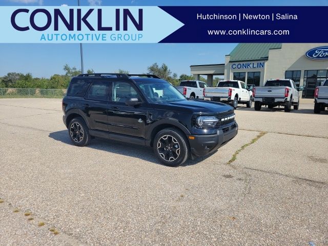 2025 Ford Bronco Sport Outer Banks's photo