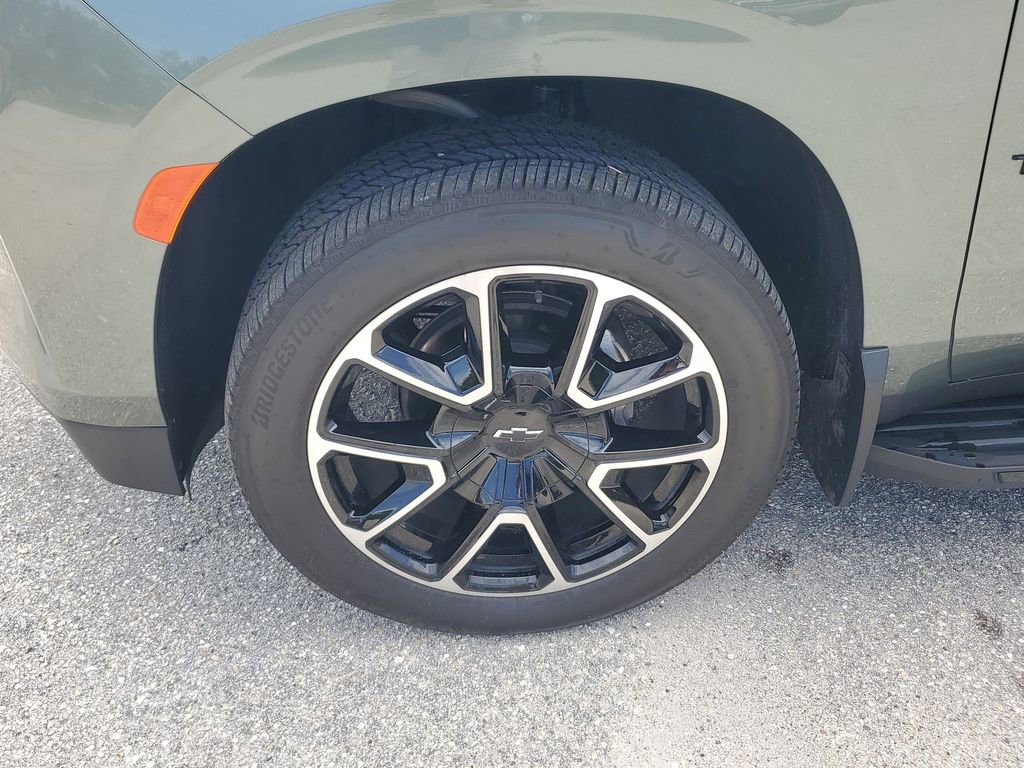 2024 Chevrolet Tahoe RST photo 17