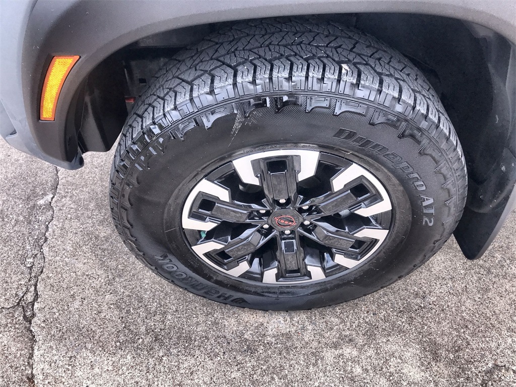 2023 Nissan Frontier PRO-4X photo 10