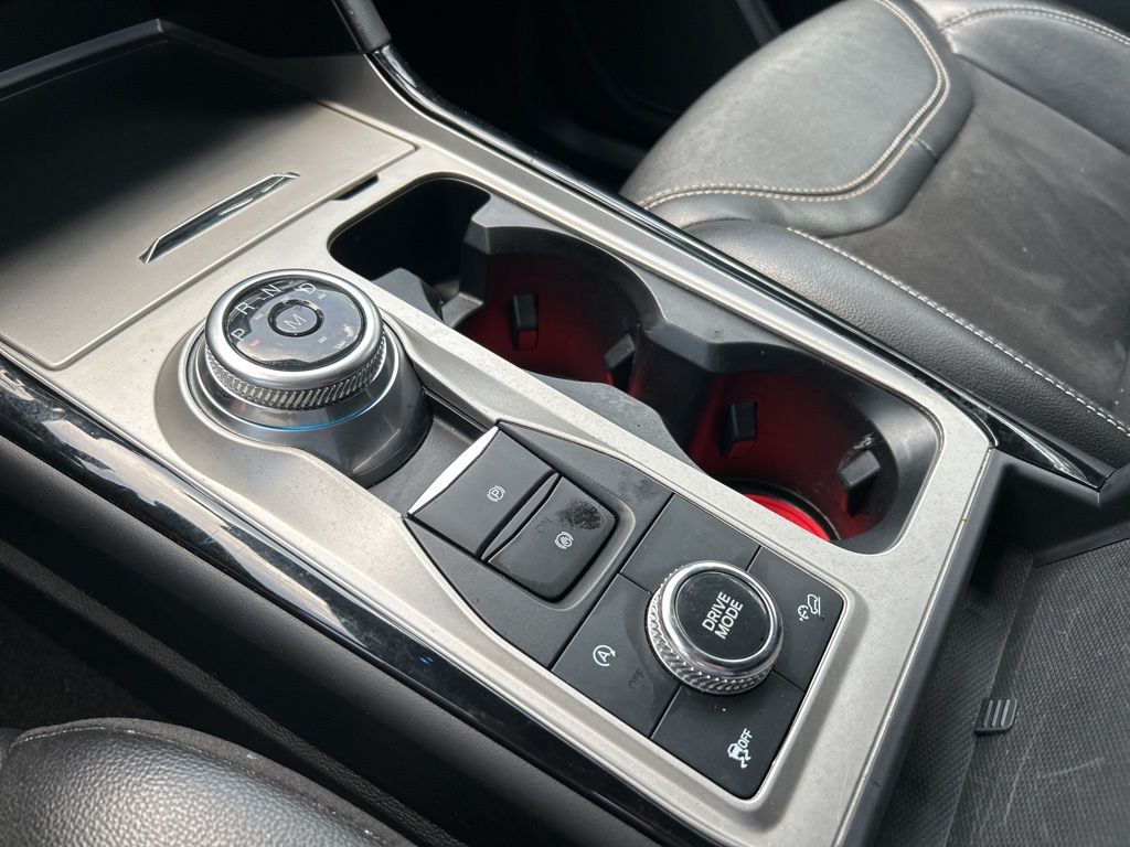 2023 Ford Explorer ST photo 32