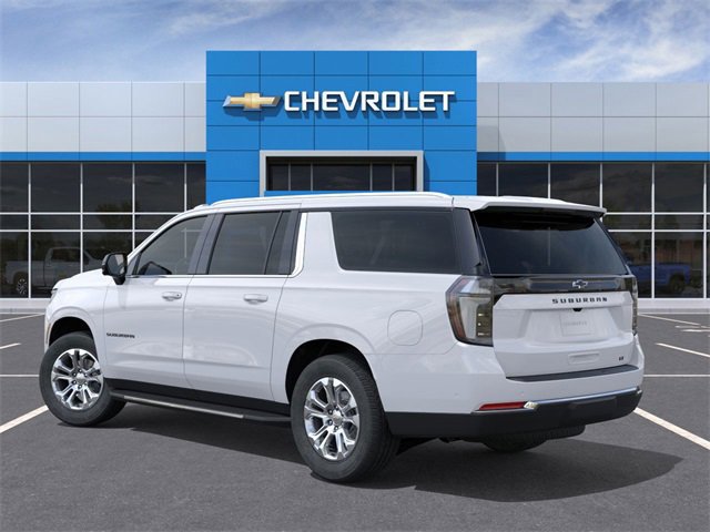 2026 Chevrolet Suburban LT photo 3
