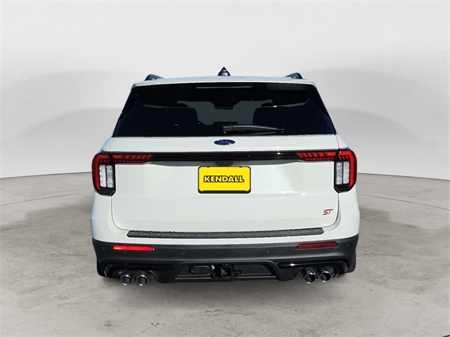 2025 Ford Explorer ST photo 4