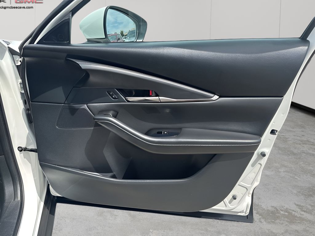 2023 Mazda CX-30 2.5 S Preferred photo 13