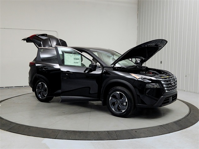 2025 Nissan Rogue SV photo 9