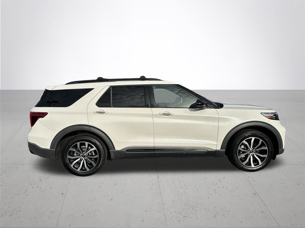 2021 Ford Explorer ST photo 5
