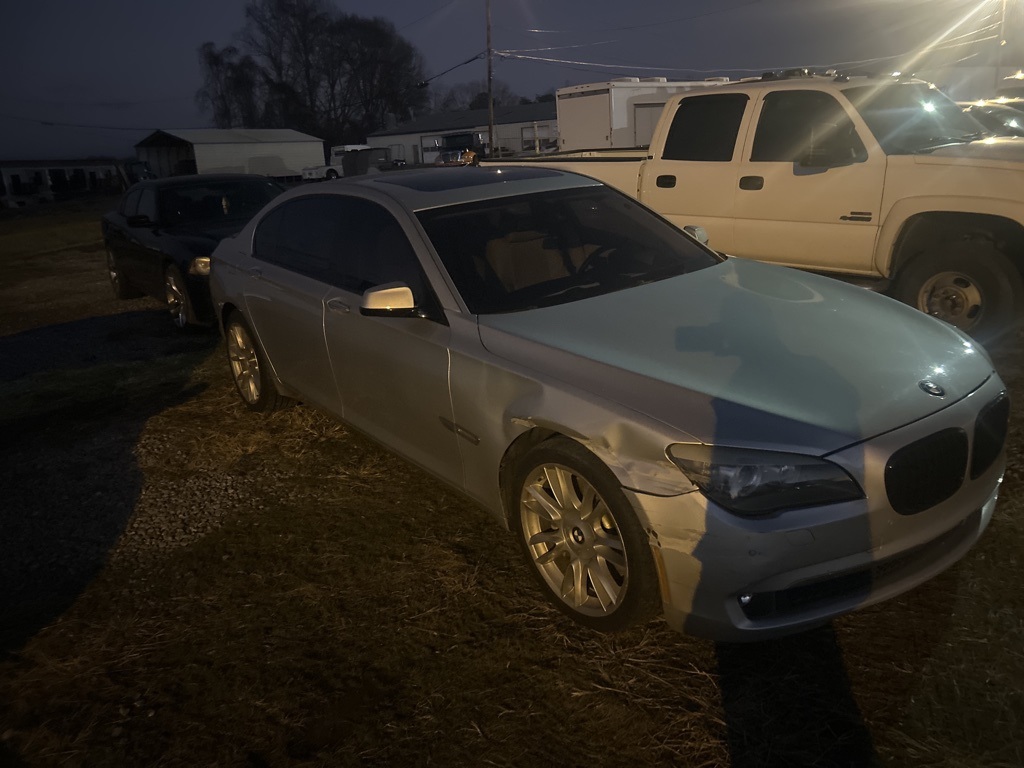 2009 BMW 7 Series 750Li's photo