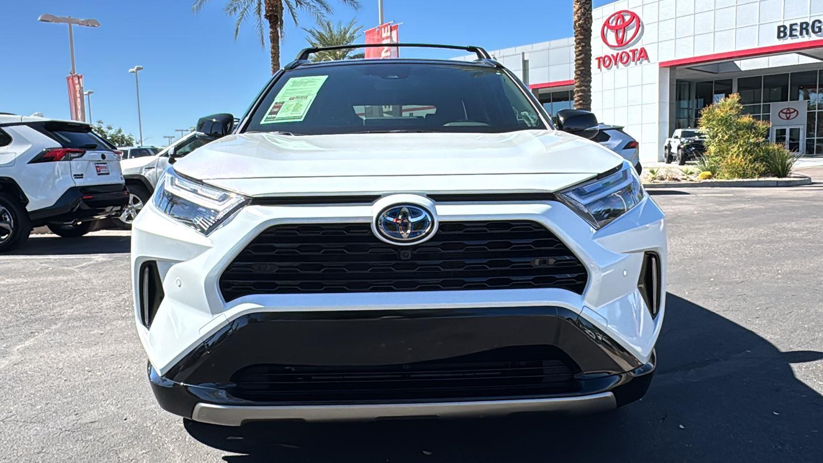 2024 Toyota RAV4 Hybrid XSE photo 2
