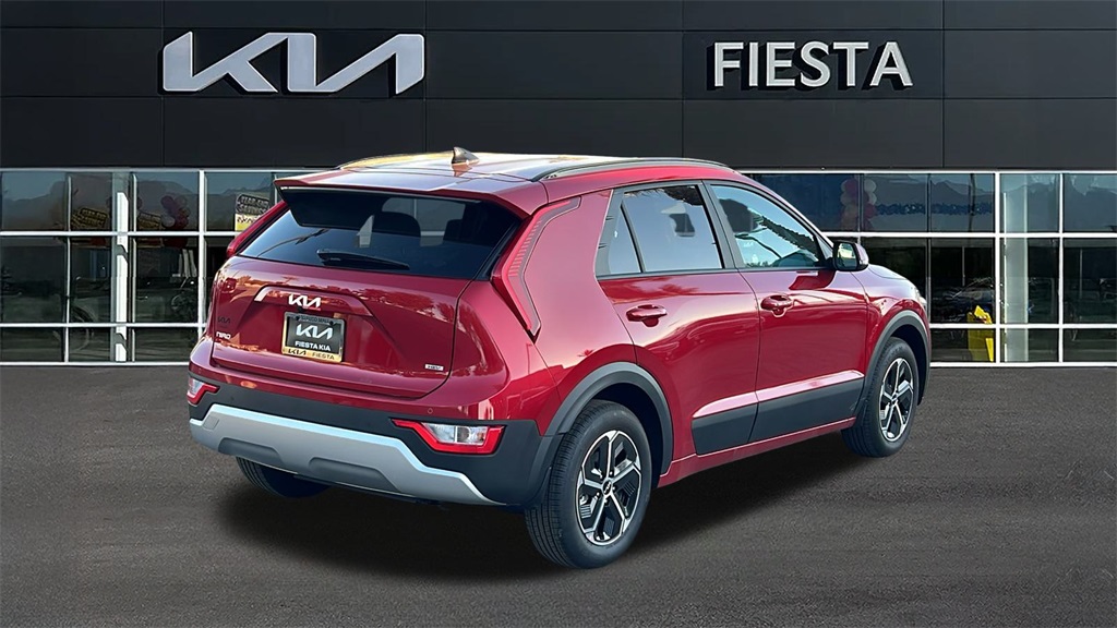 2025 Kia Niro EX photo 3