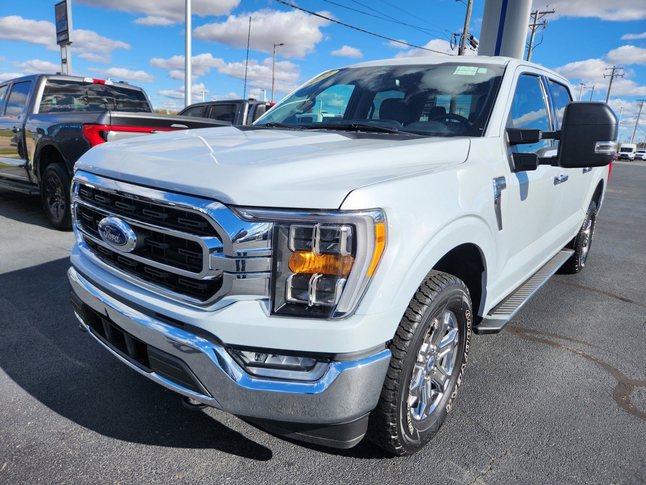 2022 Ford F-150 XLT photo 4