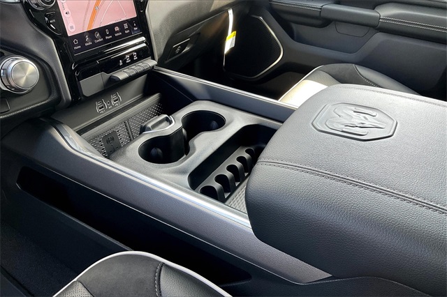 2025 Ram 1500 Laramie photo 9