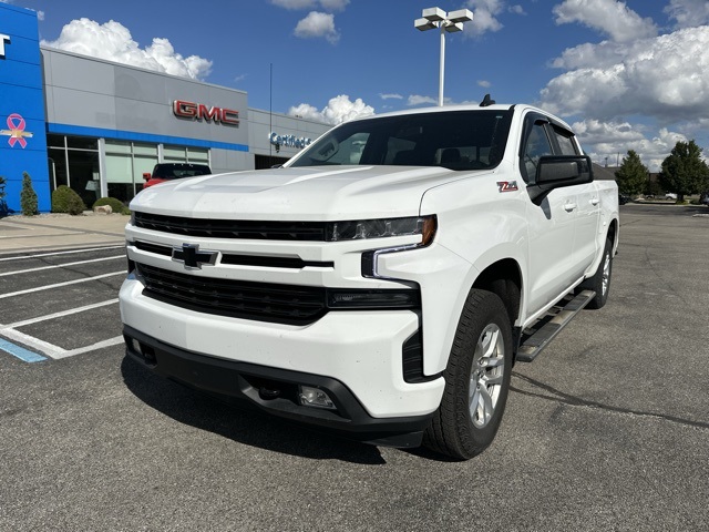 2021 Chevrolet Silverado 1500 RST photo 2