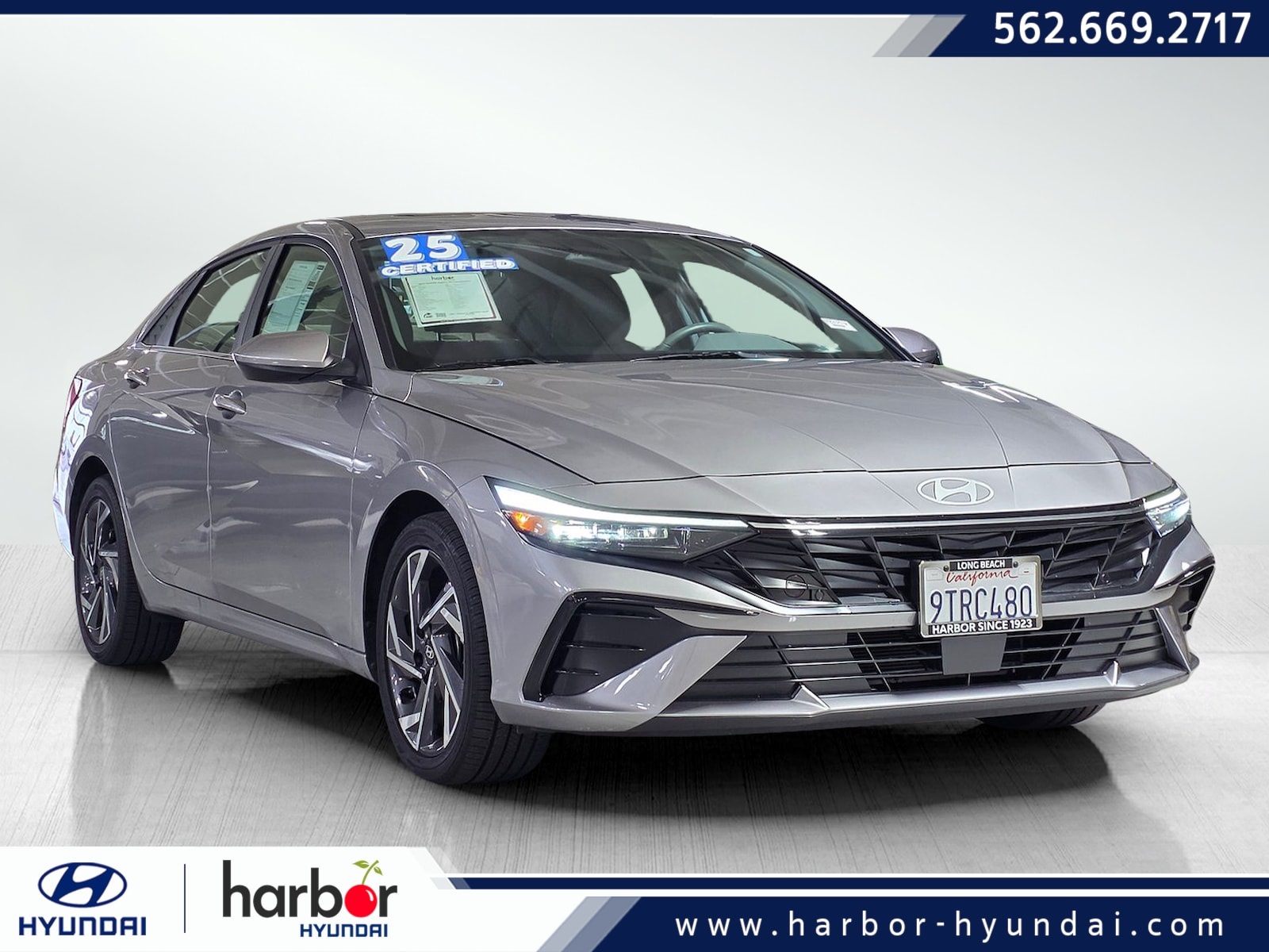 2025 Hyundai Elantra SEL's photo