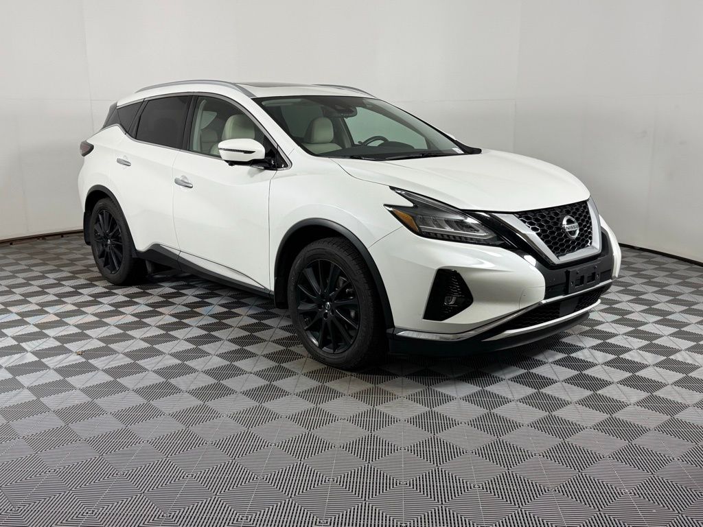 2019 Nissan Murano Platinum's photo