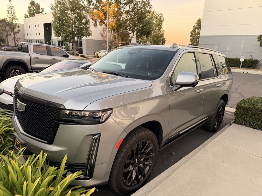 2023 Cadillac Escalade Sport Platinum's photo