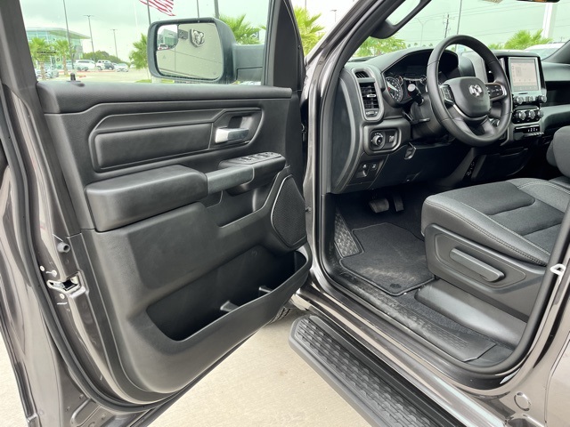 2025 Ram 1500 Tradesman photo 14