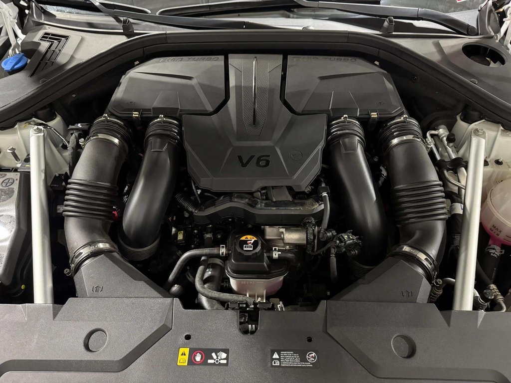 2025 Genesis GV70 3.5T Sport photo 28