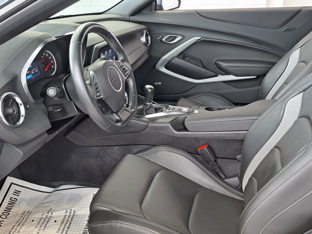 2023 Chevrolet Camaro 2LT photo 22