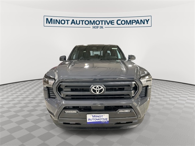 2026 Toyota Tacoma SR5 4x4 photo 3