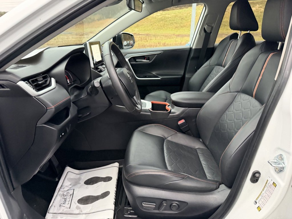 2024 Toyota RAV4 Adventure photo 4