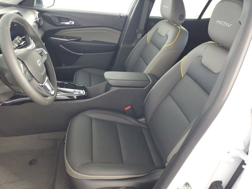 2025 Chevrolet Trax ACTIV photo 10