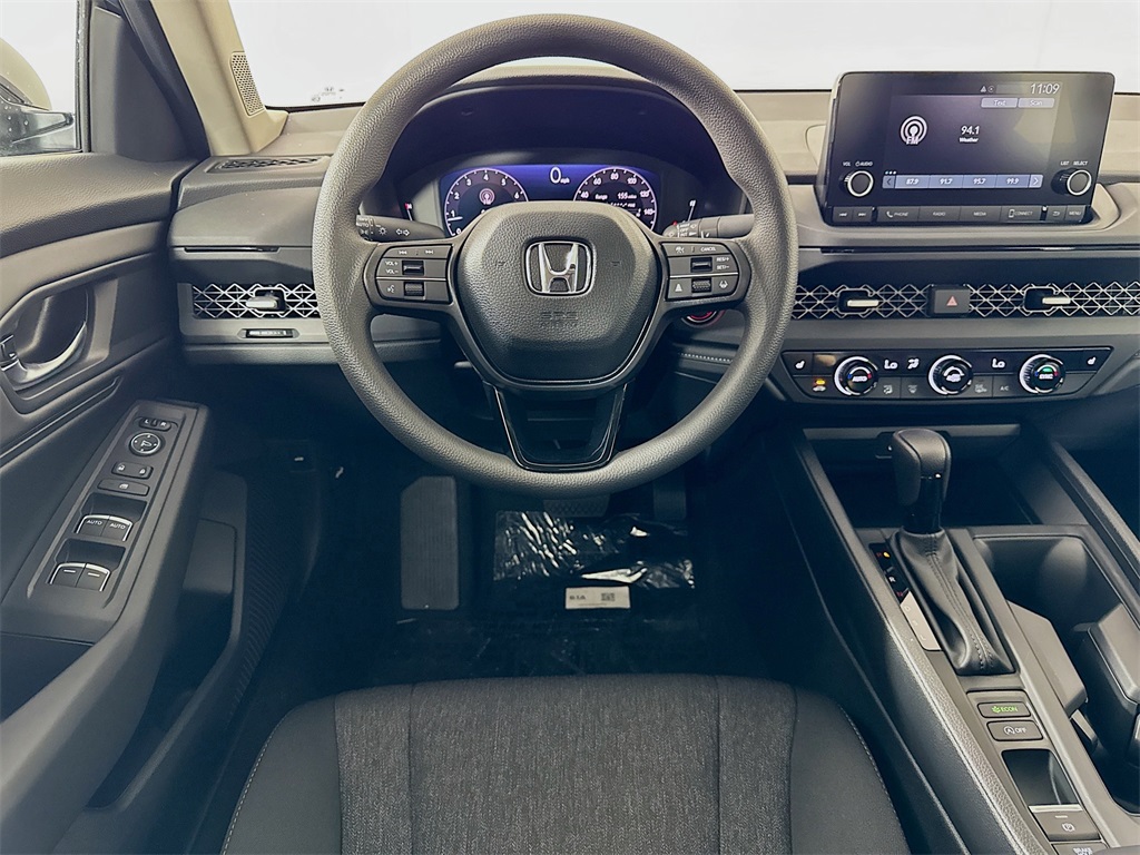 2025 Honda Accord SE photo 8