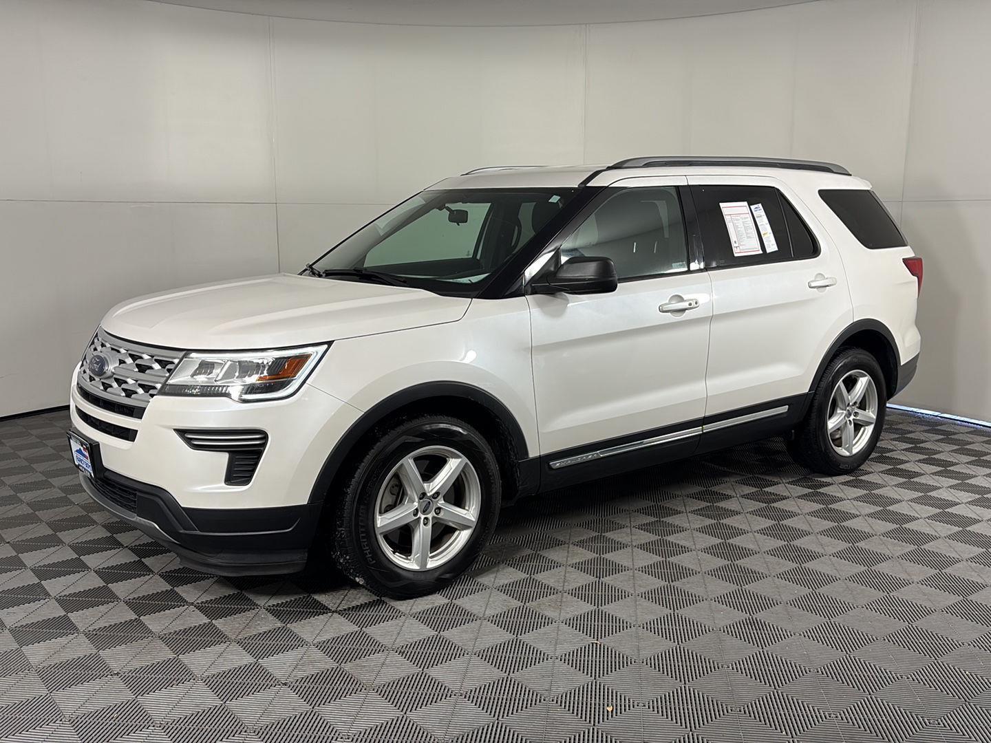 2018 Ford Explorer XLT's photo