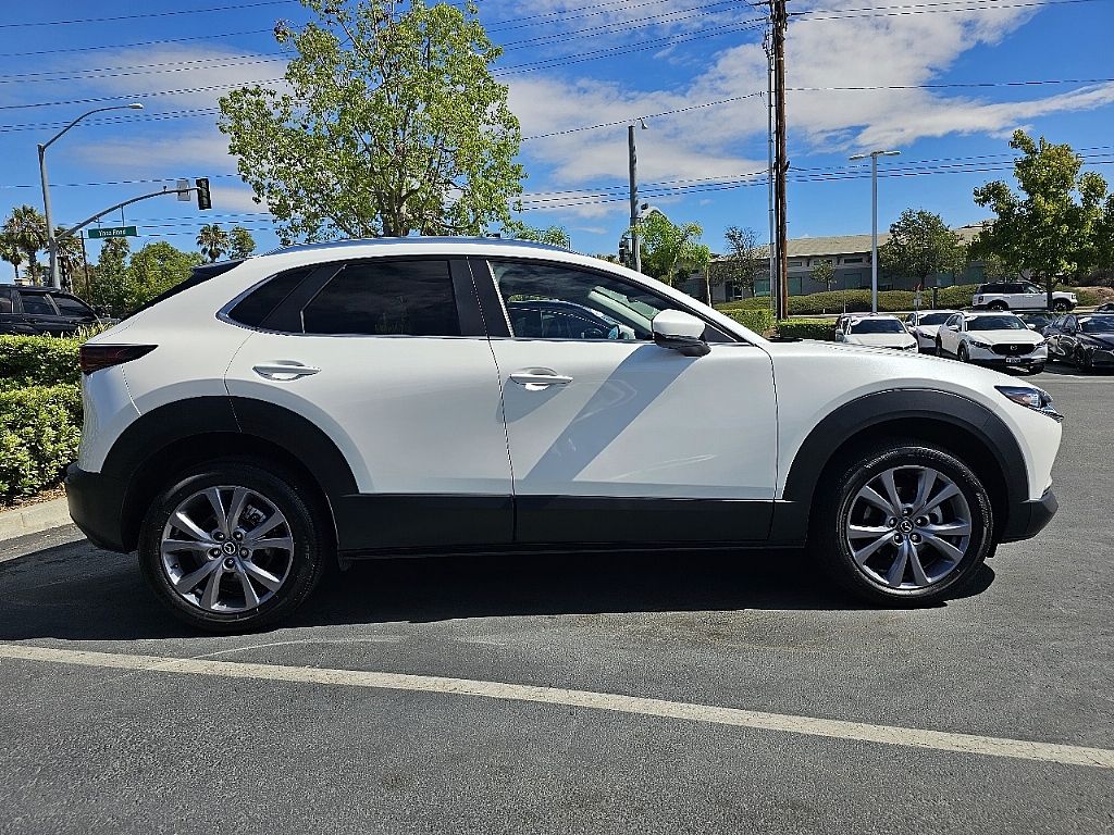 2025 Mazda CX-30 2.5 S Preferred photo 7
