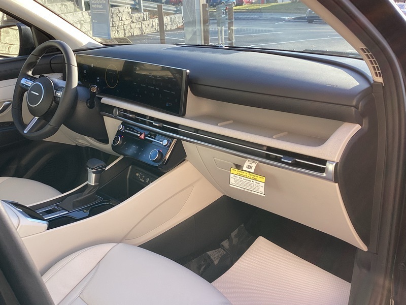 2025 Hyundai Tucson SEL Convenience photo 24