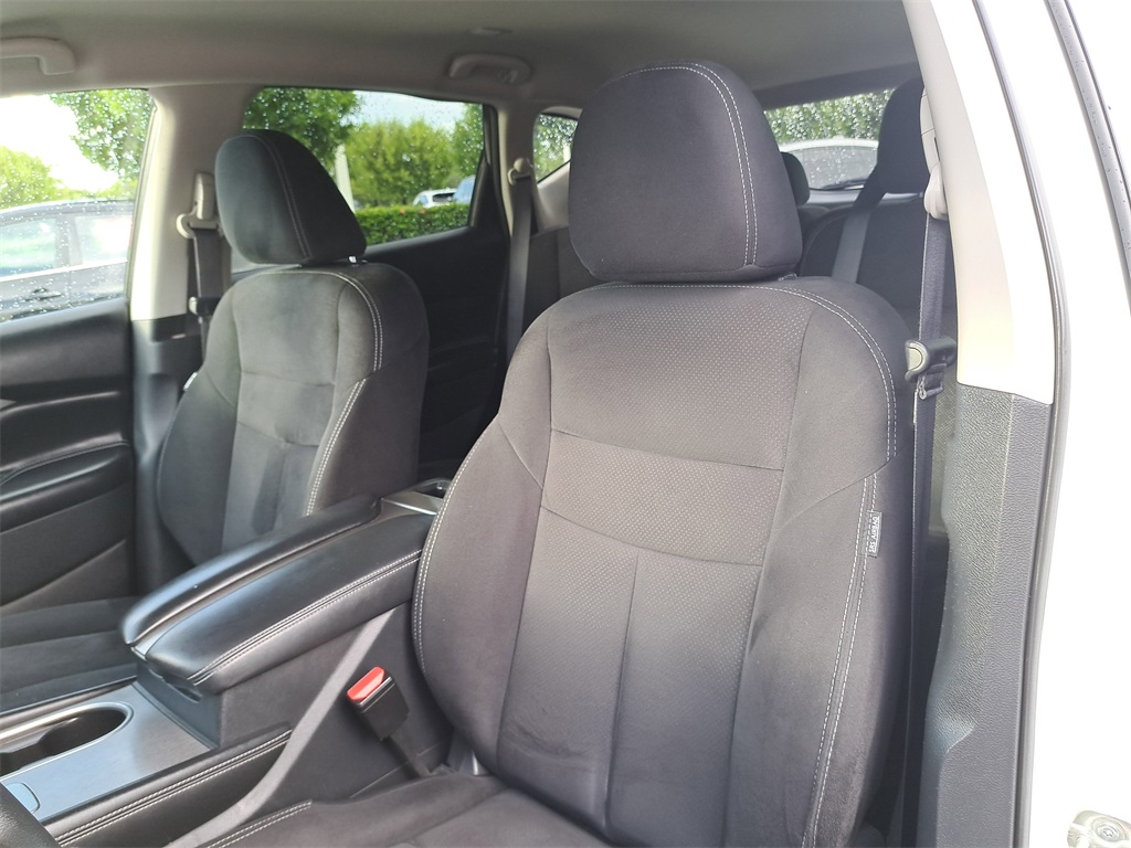 2020 Nissan Murano S photo 18