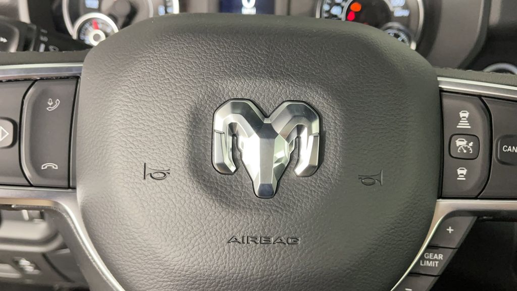 New 2025 Granite Crystal Metallic Clearcoat RAM Big Horn/Lone Star image 26