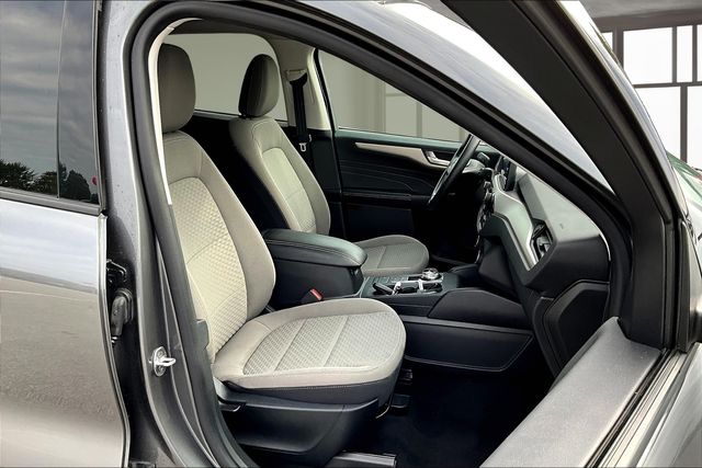 2021 Ford Escape Hybrid SE photo 7