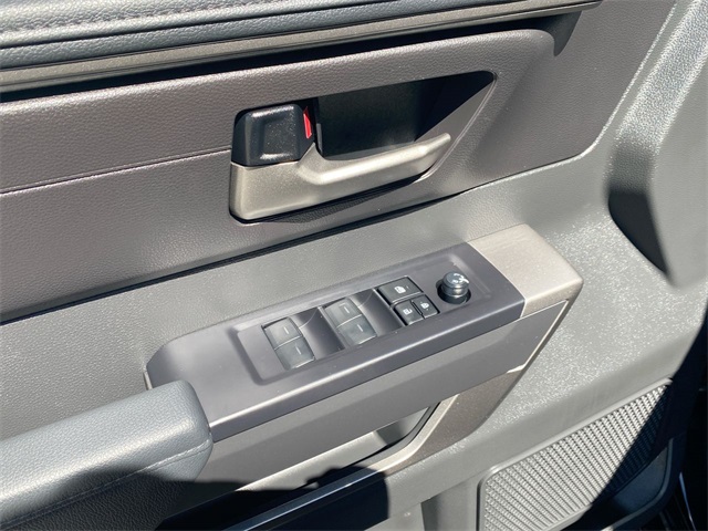 2024 Toyota Tundra SR5 photo 4