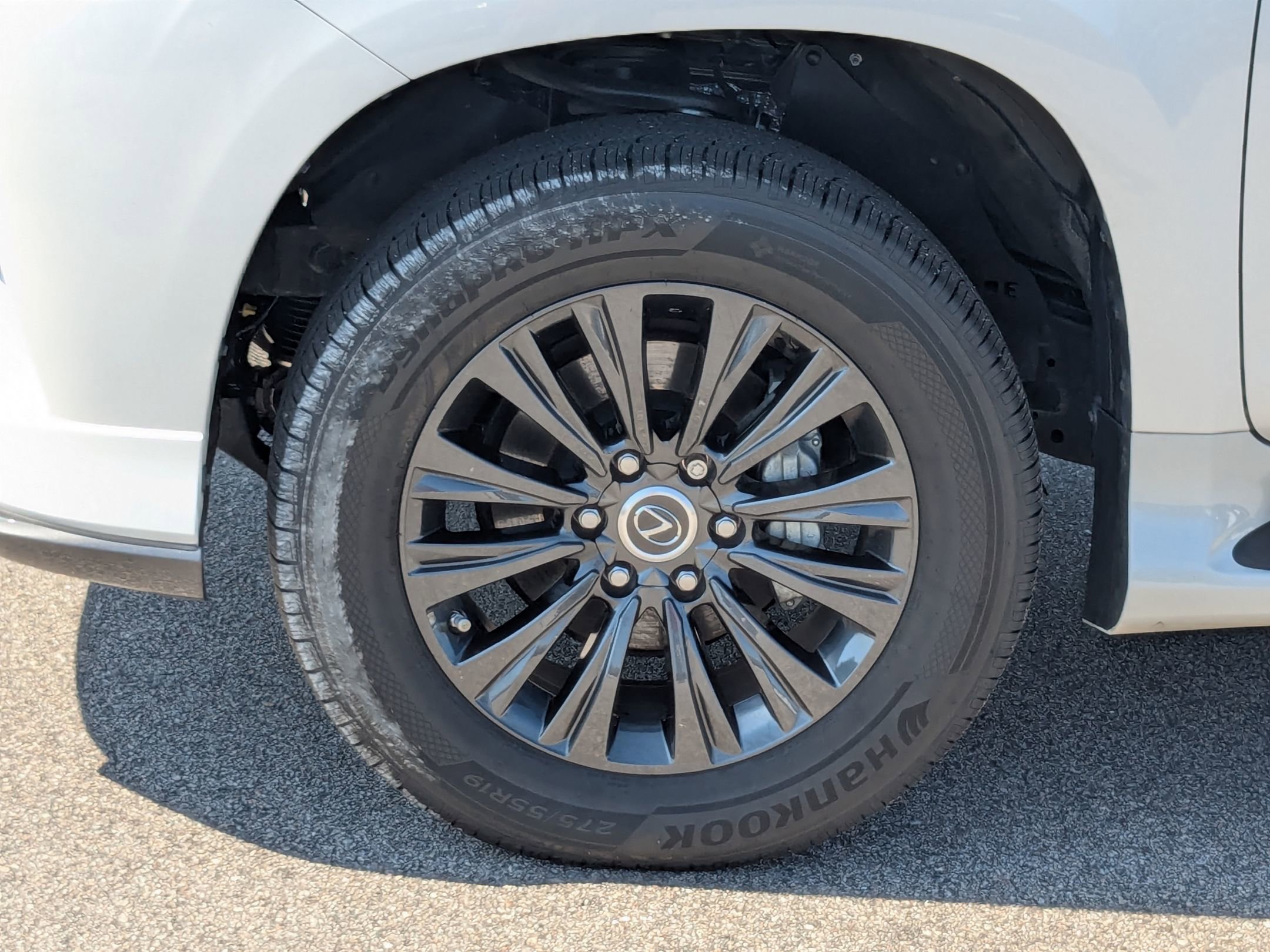 2023 Lexus GX 460 Premium photo 2