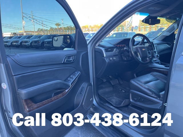 2019 Chevrolet Tahoe LT photo 3