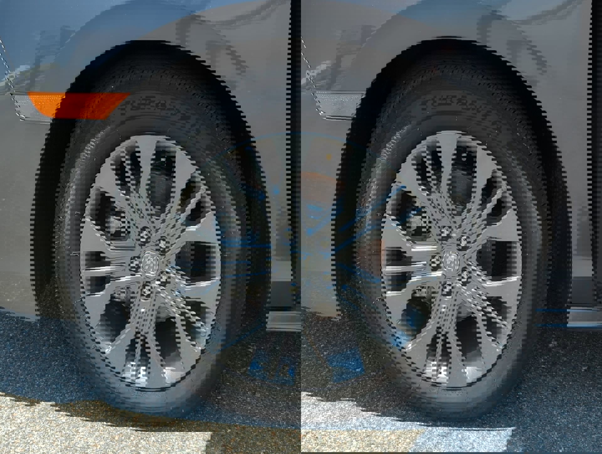 2025 Honda Odyssey Touring photo 36