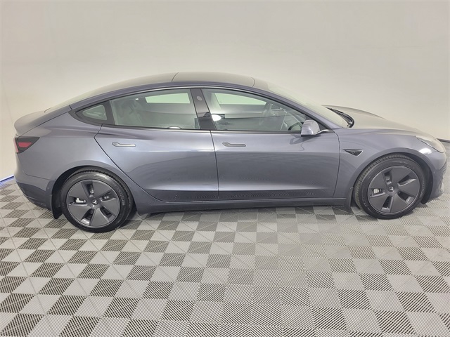 2022 Tesla Model 3 Long Range photo 4