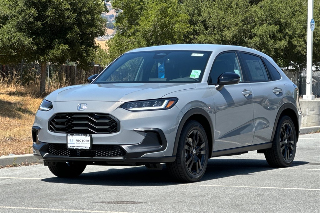 2026 Honda HR-V Sport photo 4