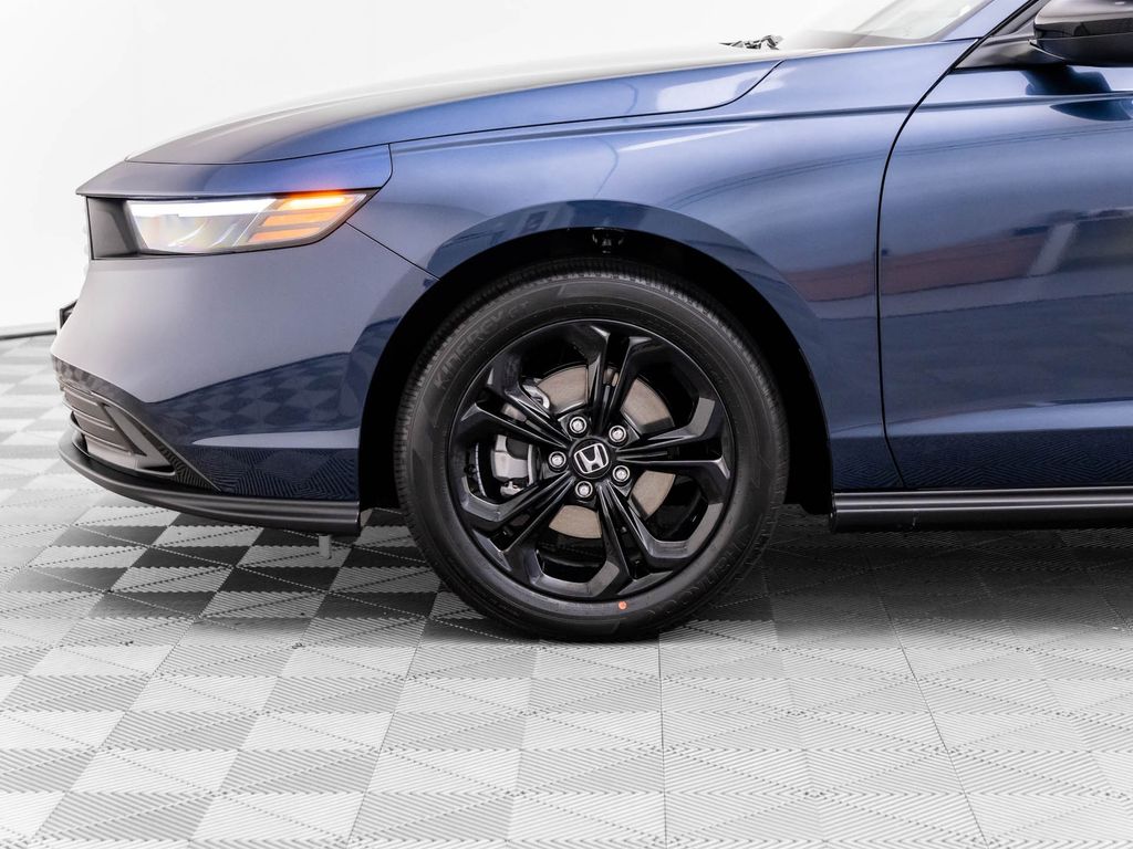 2025 Honda Accord SE photo 19