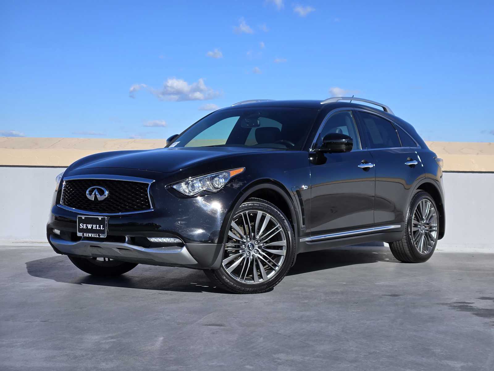 2017 INFINITI QX70 Base